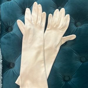Clash White gloves